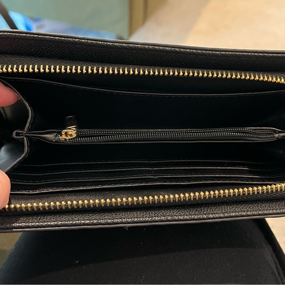 ALDO Snakeskin Wallet - Picture 4 of 4